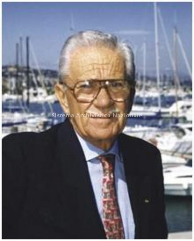   Gilberto Ferri all\'inaugurazione del porto turistico "Marina di Pescara", 1989 (Camera di commercio di Pescara, Archivio fotografico)
